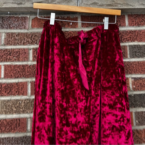 Lord & Taylor Red Burgundy Crushed Red Velvet Pajama Pants - Picture 3 of 4